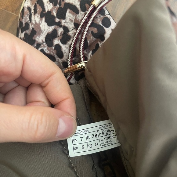 NWOB HeyDude Margot Eco Leopard Boot Size 7 - Picture 3 of 6